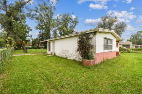 7512 Rhode Island Drive, Tampa FL - photo 14 of 18