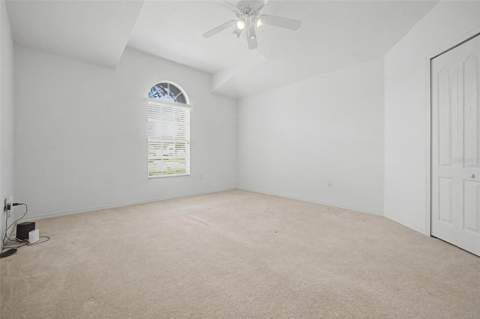 5526 Gallant Fox Court, Wesley Chapel FL - photo 14 of 28