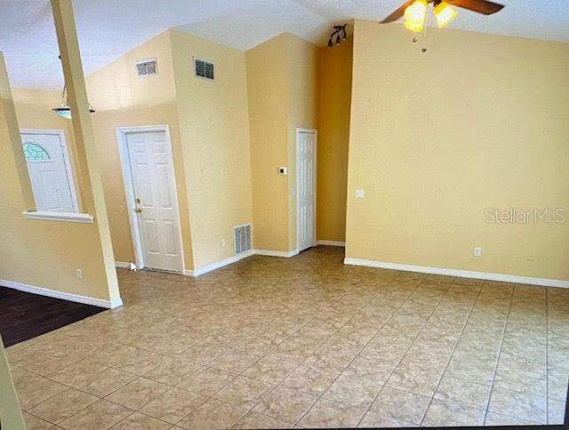 3 bedroom Single Family Residence at 40107 Oakridge Drive, Carlton Village Park, Lady Lake — photo 2