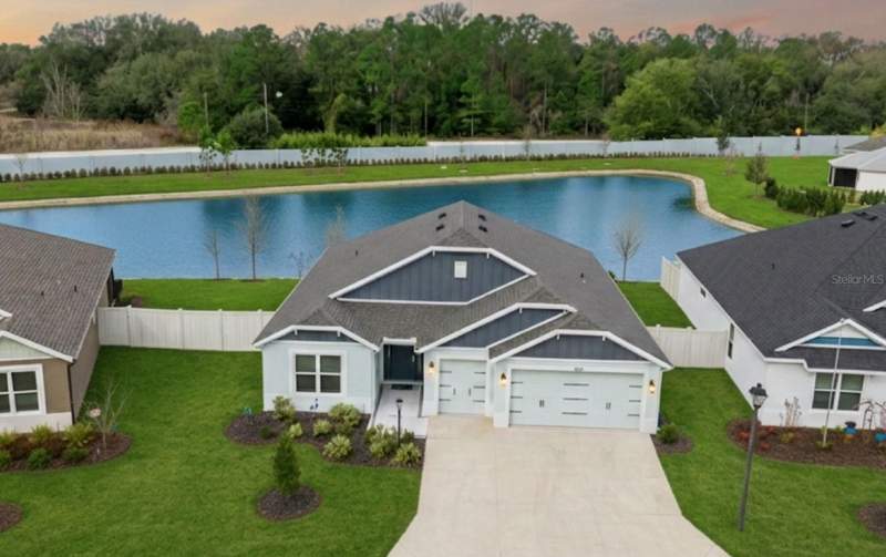7492 FAR HILLS LOOP