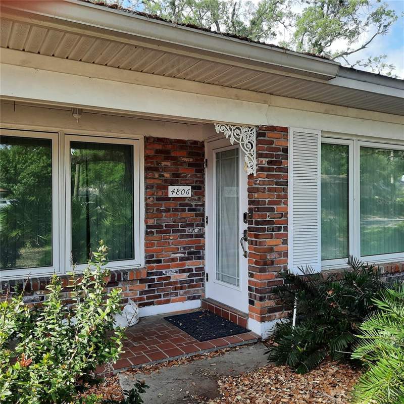 3 bedroom Single Family Residence at 4806 W San Jose Street, Sunset Park, Tampa — photo 3