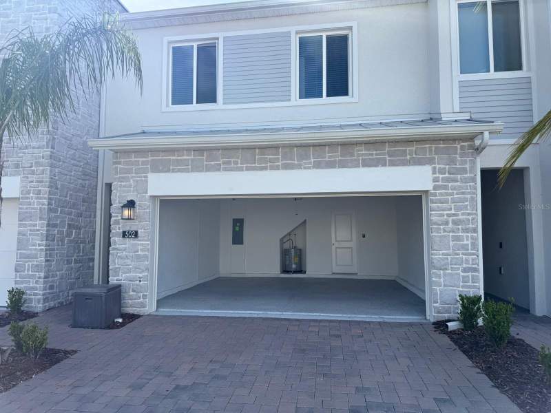 3 bedroom Townhouse at 502 Bogey Drive, Fox North, Davenport — photo 4