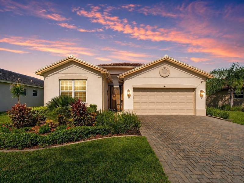 2 bedroom Single Family Residence at 15412 Santa Pola Drive, Valencia Del Sol Ph 1, Wimauma — photo 2