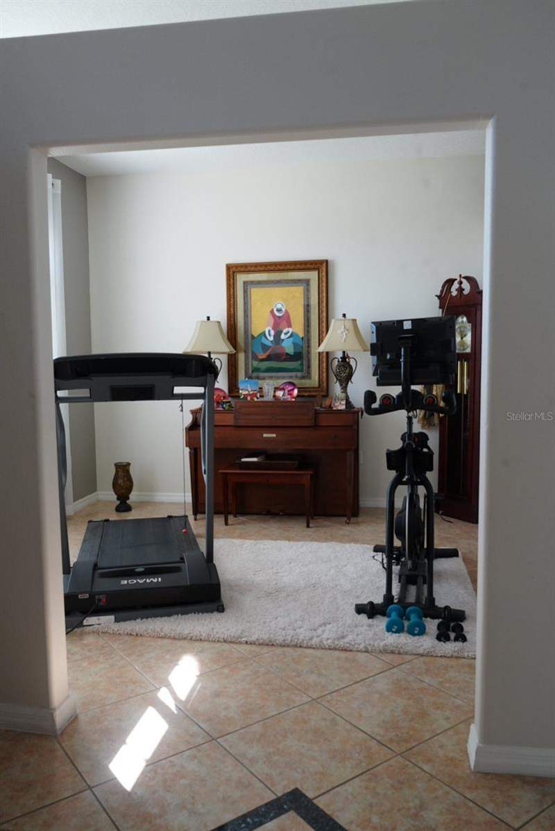4 bedroom Single Family Residence at 2863 Middleton Circle, Pebble Pointe Unit 2, Kissimmee — photo 5