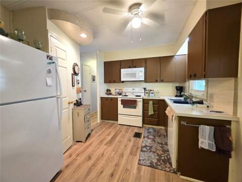 5293 Poinciana Circle, New Port Richey FL - photo 15 of 30