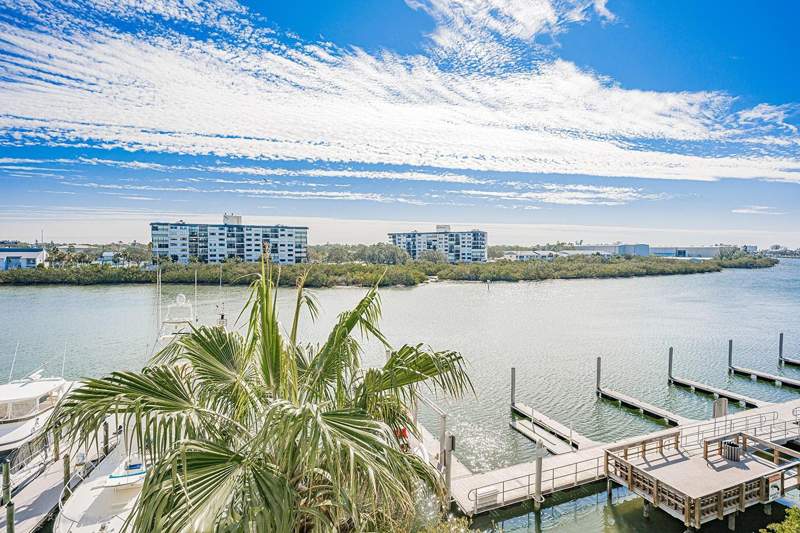 2 bedroom Condo - Hotel at 399 2nd Street #416, Harbourside At Marker 33 Vacation Condo, Indian Rocks Beach — photo 3
