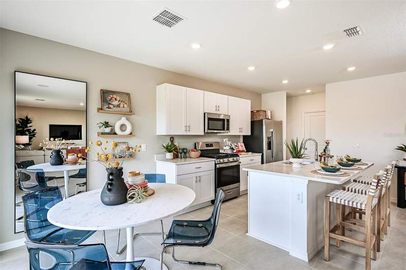 3 bedroom Single Family Residence at 7677 Gemstone Street, Waterstone, Groveland — photo 3