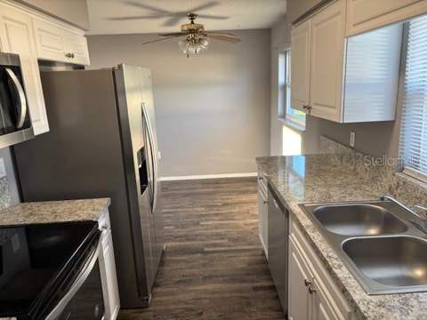 13233 Grand Terrace Drive, Grand Island FL - photo 6 of 6