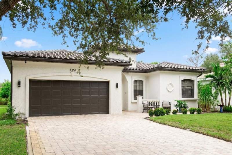 2 bedroom Single Family Residence at 126 Rio Terra, Bellagio On Venice Island, Venice — photo 4