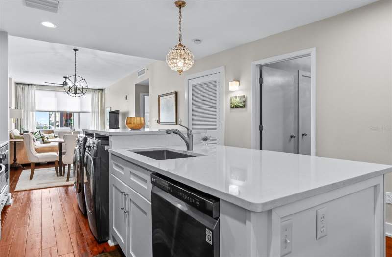 2 bedroom Condominium at 1208 E Kennedy Boulevard #518, Grand Central At Kennedy Resid, Tampa — photo 4