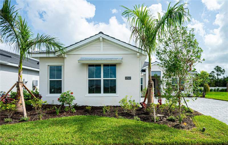 3 bedroom Single Family Residence at 17547 Palmiste Drive, Isles At Lakewood Ranch Ph IV, Bradenton — photo 2