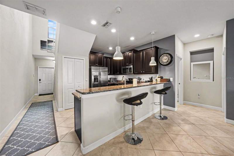 4 bedroom Townhouse at 28504 Tranquil Lake Circle, Arbors/Wiregrass Ranch, Wesley Chapel — photo 4
