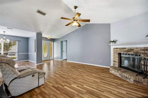 11624 NW 13th Lane, Gainesville FL - photo 13 of 46