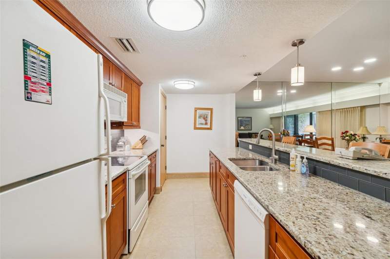 2 bedroom Condominium at 36750 US Highway 19 #17208, Innisbrook 17 Condo, Palm Harbor — photo 5