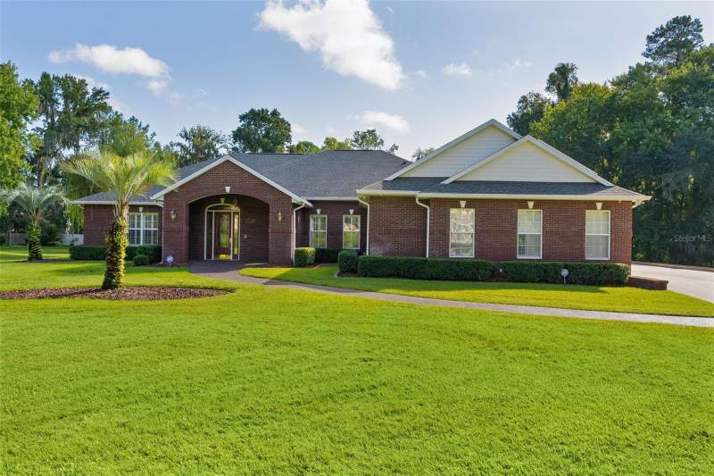 5 bedroom Single Family Residence at 812 SE 36th Lane, Brookstone, Ocala — photo 2
