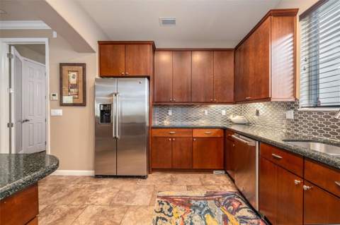 1594 Lincolnshire Drive, Deland FL - photo 14 of 47