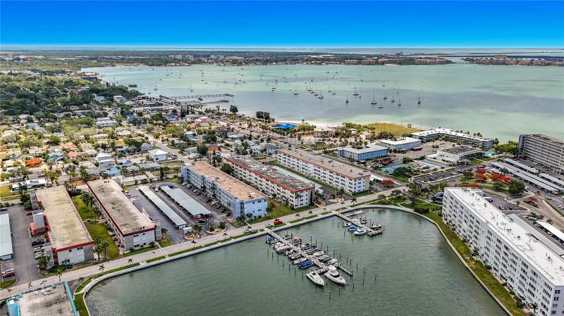 1 bedroom Condominium at 3018 59th Street #102, Town Shores Of Gulfport, Gulfport — photo 4