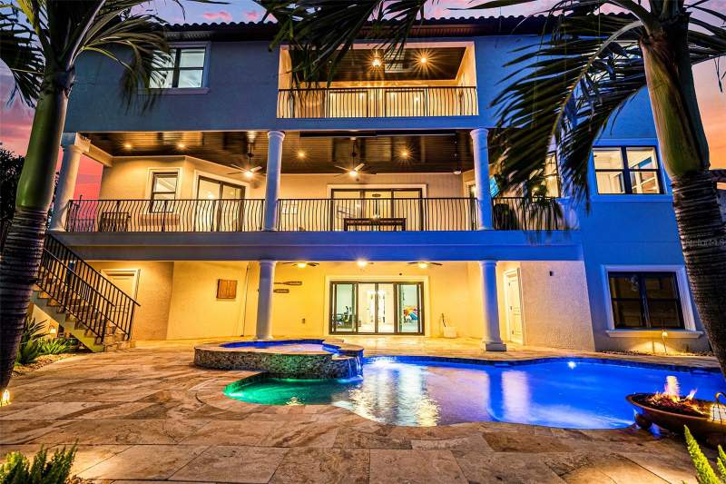 3 bedroom Single Family Residence at 231 Midway Island, Island Estates Of Clearwater, Clearwater Beach — photo 4