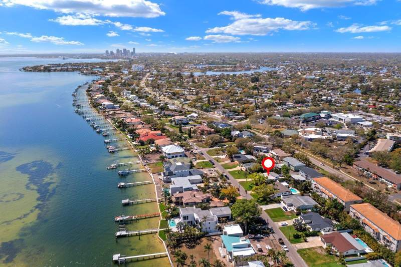 3 bedroom Single Family Residence at 4540 Bayshore Boulevard, Overlook Drive Estate, St Petersburg — photo 3