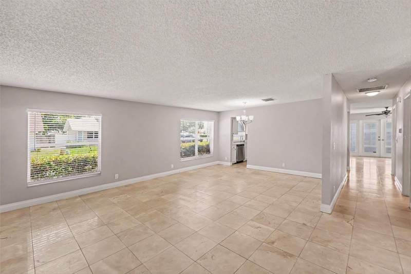 3 bedroom Single Family Residence at 9160 136th Way, Woodlands West, Seminole — photo 4