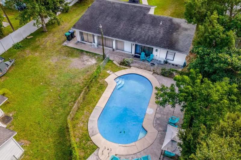 4 bedroom Single Family Residence at 2301 Carlton Drive, Cloverlawn, Orlando — photo 2