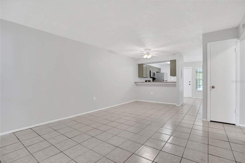 2 bedroom Townhouse at 2801 Willow Run, Willows, Orlando — photo 5