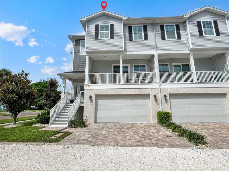 4 bedroom Townhouse at 510 Douglas Place, Douglas Place, Dunedin — photo 2