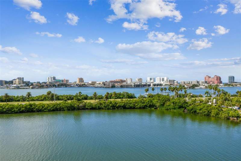 2 bedroom Condominium at 31 Island Way #609, Horizon House Co-Op, Clearwater Beach — photo 4