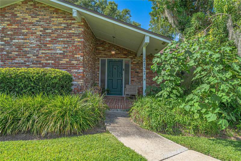 3 bedroom Single Family Residence at 2137 SE 11th Street, Woodsfields, Ocala — photo 2