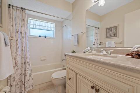 7329 Fairwood Avenue, New Port Richey FL - photo 11 of 47