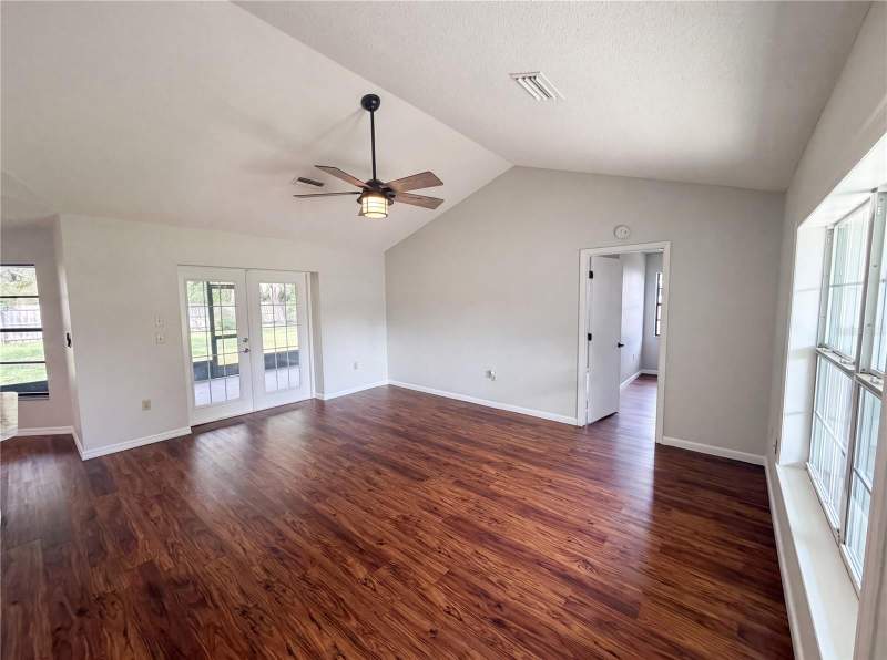 3 bedroom Single Family Residence at 3333 Agar Avenue, Spring Hill, Spring Hill — photo 5