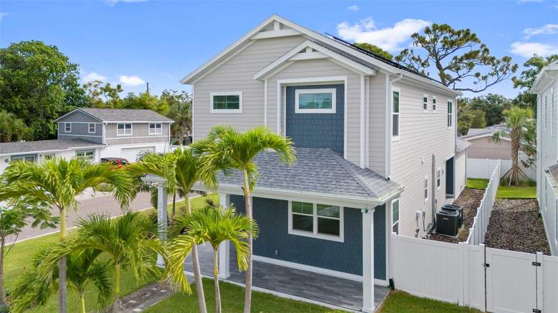 4 bedroom Single Family Residence at 3839 71st Street, Tyrone, St Petersburg — photo 2