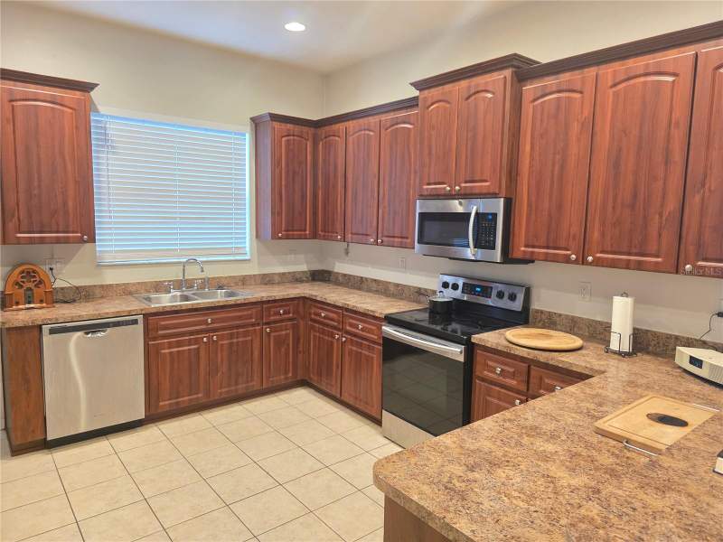 4 bedroom Single Family Residence at 4266 High Ridge Avenue, Sand Ridge Ph 2, Spring Hill — photo 2