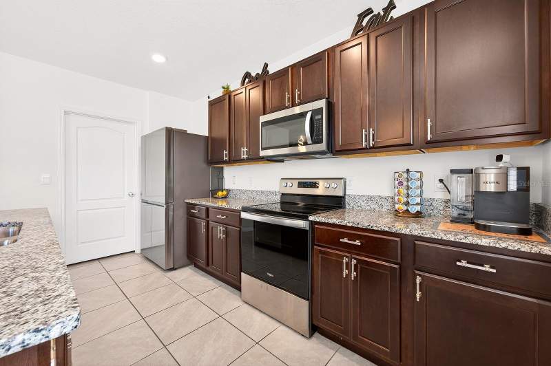 4 bedroom Single Family Residence at 3353 Eastgrove Terrace, Eastgrove, Sanford — photo 5