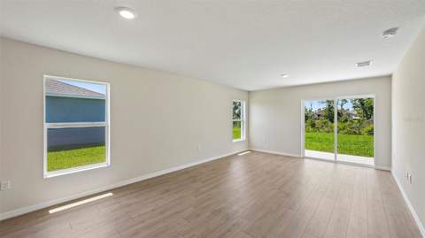 12407 Hopscotch Avenue, Palmetto FL - photo 9 of 42