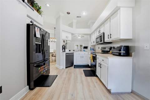 698 Winthrop Drive, Spring Hill FL - photo 13 of 34