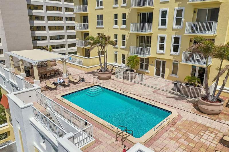2 bedroom Condominium at 628 Cleveland Street #904, Station Square Condo, Clearwater — photo 2