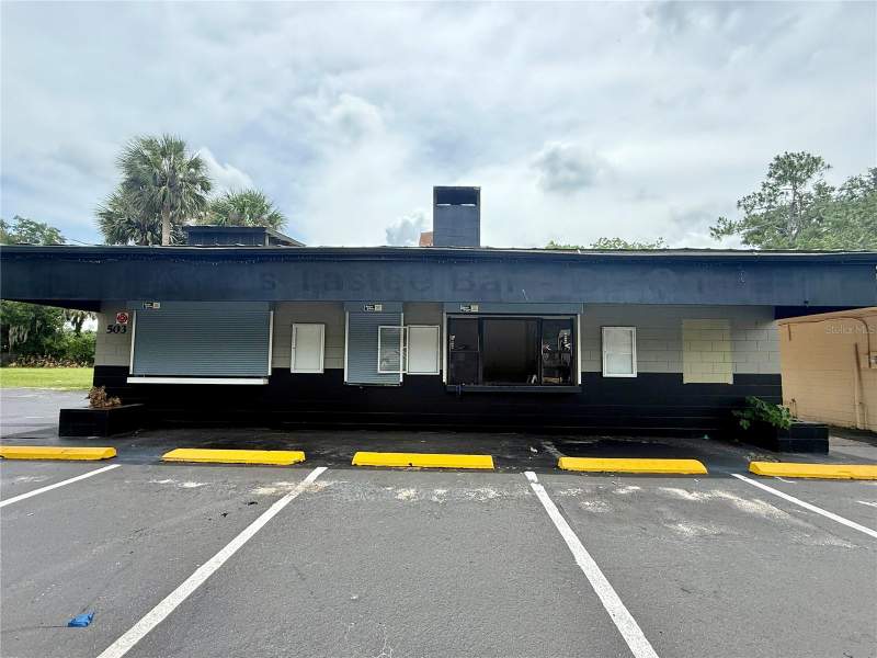 E BATES AVENUE home for sale in Eustis Taylors