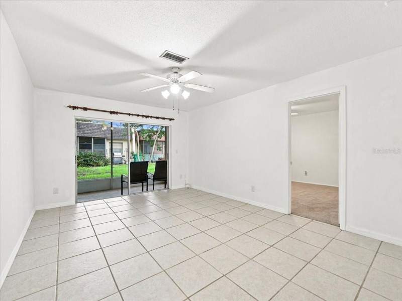 2 bedroom Villa at 9812 85th Way, Bent Tree, Seminole — photo 4