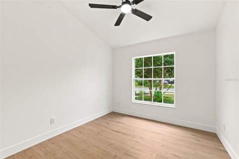 16414 Bridgelawn Avenue, Lithia FL - photo 20 of 53