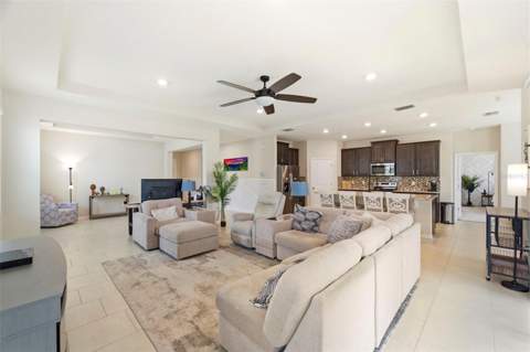 10403 Laxer Cay Loop, San Antonio FL - photo 7 of 64
