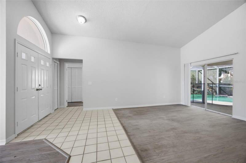 3 bedroom Single Family Residence at 812 Crestridge Drive, Fieldstone Village At Woodfield, Tarpon Springs — photo 5