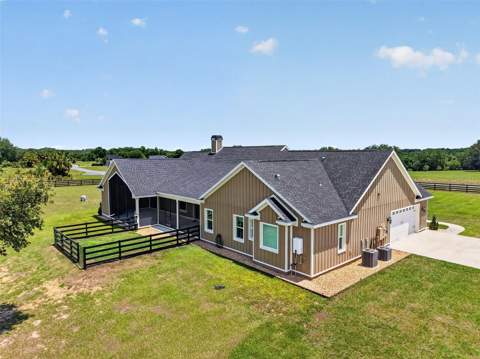 5496 Nantahala Lane, Lady Lake FL - photo 8 of 47