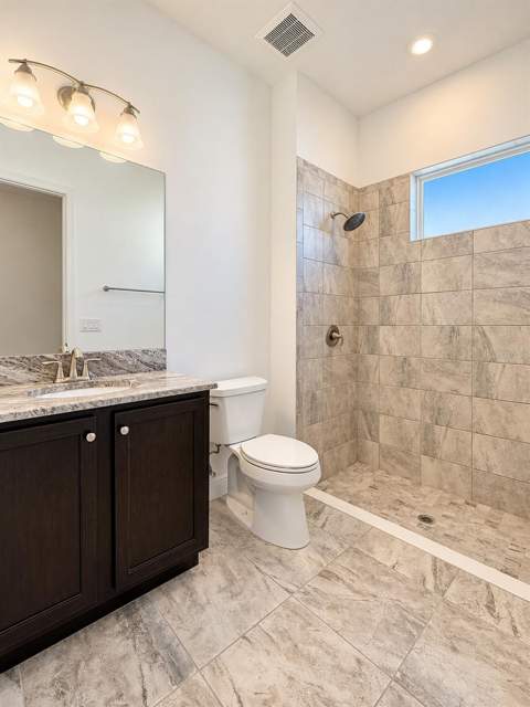 7230 Hourglass Drive, Apollo Beach FL - photo 10 of 17