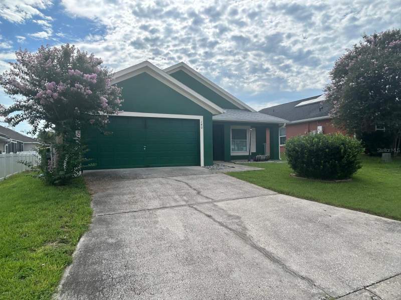 4 bedroom Single Family Residence at 140 Thorne Meadow Pass, Florida Pines Ph 01, Davenport — photo 2