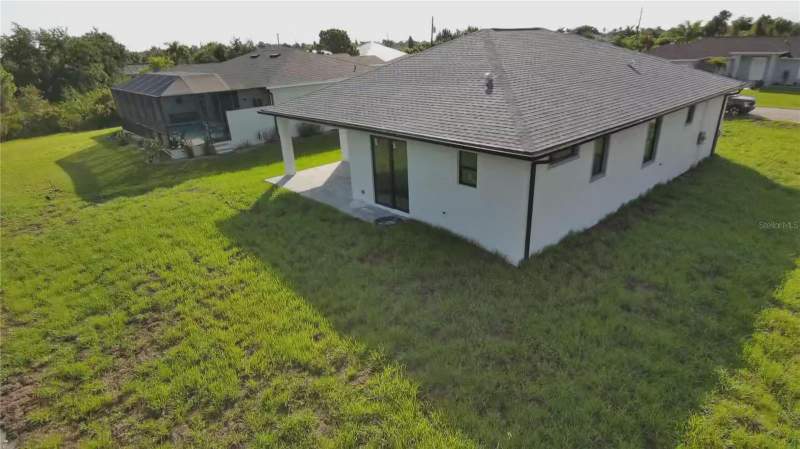 3 bedroom Single Family Residence at 9309 Zorn Street, Port Charlotte Sec 058, Port Charlotte — photo 3