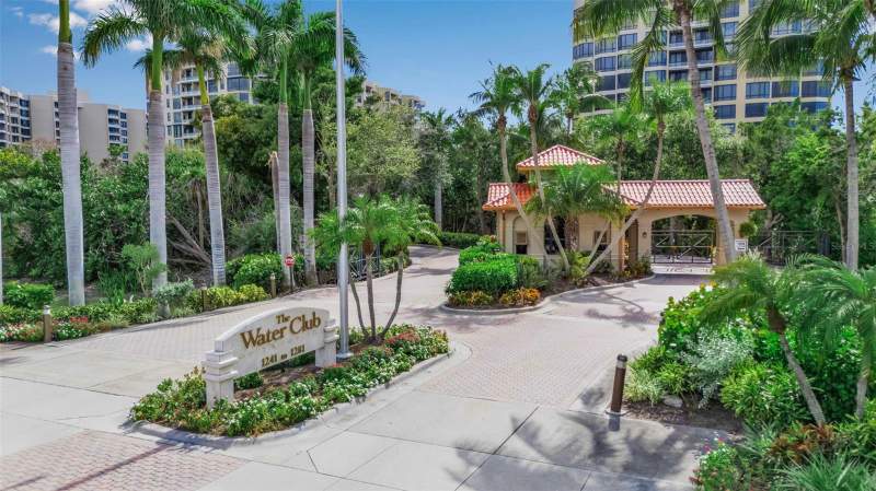 2 bedroom Condominium at 1241 Gulf Of Mexico Drive #109, Water Club At Longboat Key, Longboat Key — photo 2