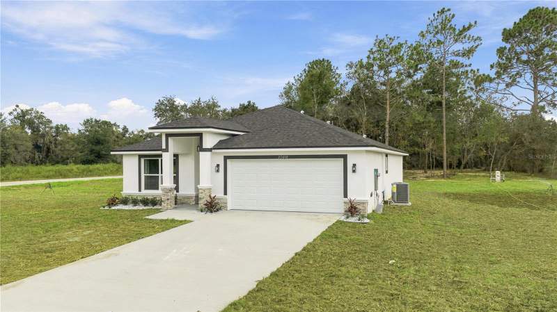 3 bedroom Single Family Residence at 22010 SW Beach Boulevard, Rainbow Lakes Estates Sec C, Dunnellon — photo 2