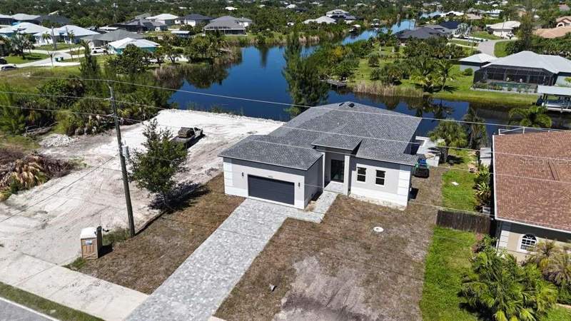 4 bedroom Single Family Residence at 14962 Appleton Boulevard, Port Charlotte Sec 082, Port Charlotte — photo 4