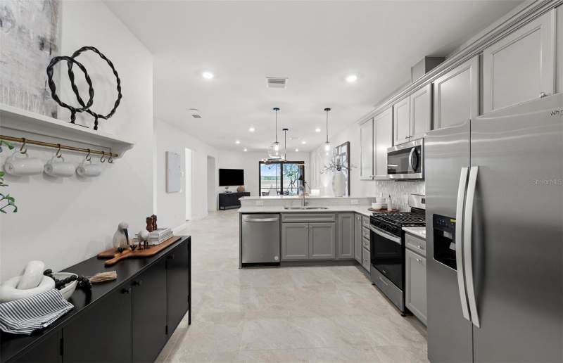 2 bedroom Villa at 18734 Indian Rock Place, Del Webb Catalina At Lakewood Ranch, Lakewood Ranch — photo 5